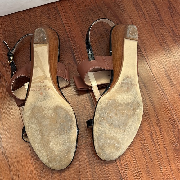 Kate Spade Tri color patent leather strappy sandal with bow size 9 - Picture 6 of 8